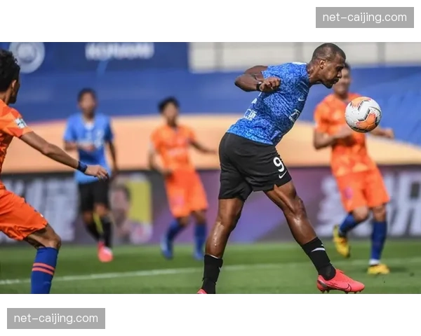 云南玉昆高中锋克莱伯战术作用 前场支点效应提升进攻层次